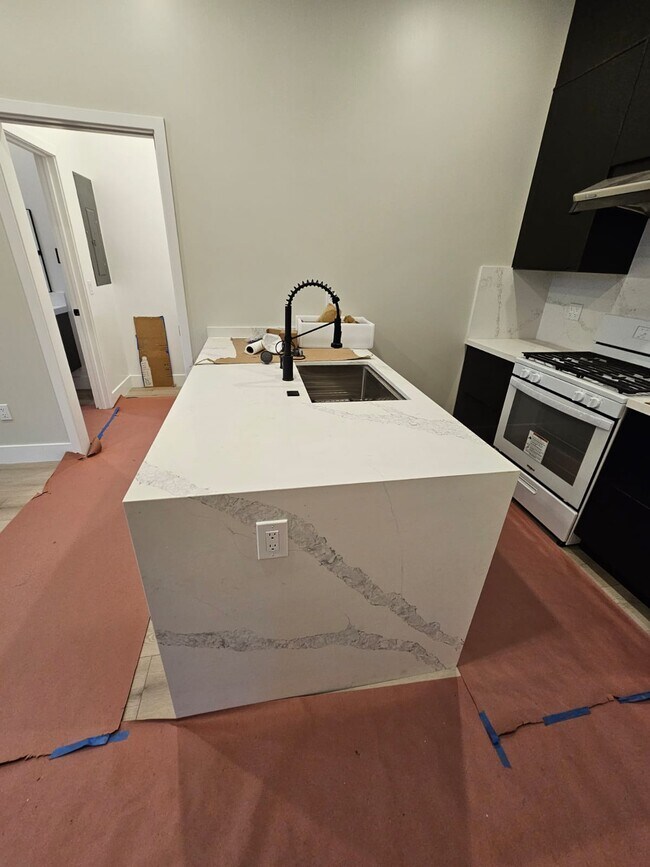 Photo - 886 Barri Dr