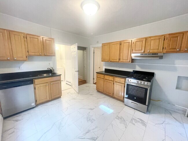 Photo - 22 Howell St Unit 2