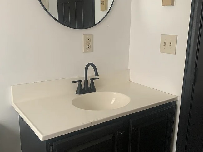 Photo - 5 Leonard Ave Unidad 2