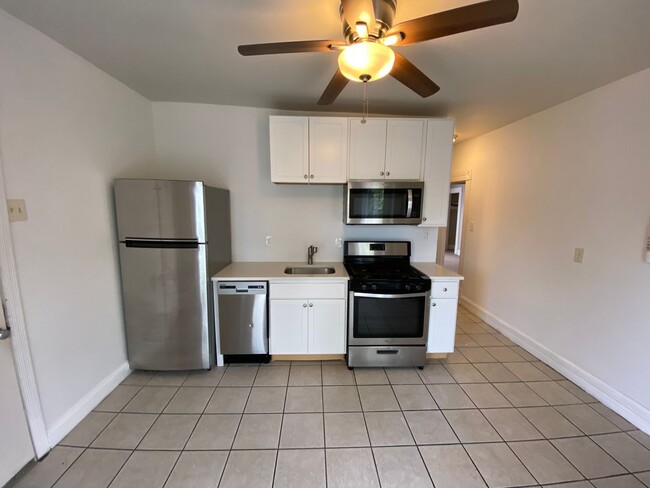 Photo - W Tompkins St 106-108 NPR Unidad 108