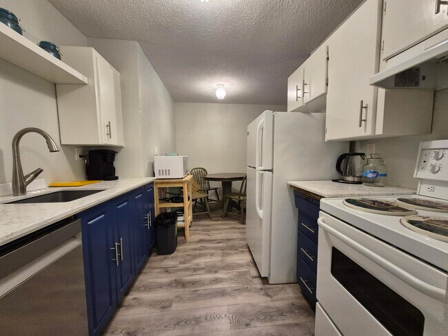 Photo - 350 Belmont Rd