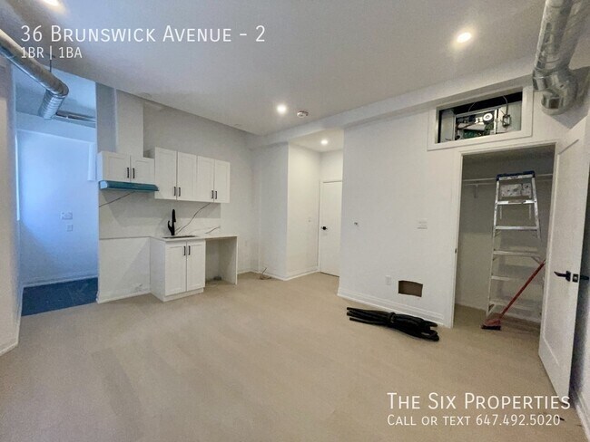 Photo - Brand New Bachelor Apartment in the Heart of Downtown Unité 2