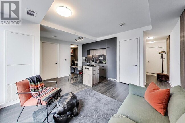 Photo - 185 Alberta Ave Unit 1210