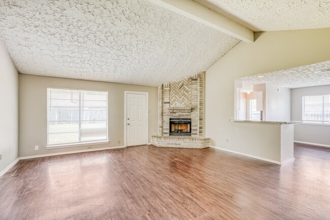 Photo - 15706 Tammany Ln
