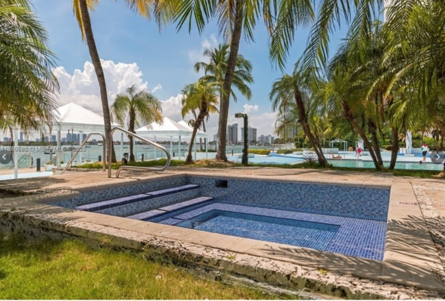 Photo - 1000 West Dr Unit PH32