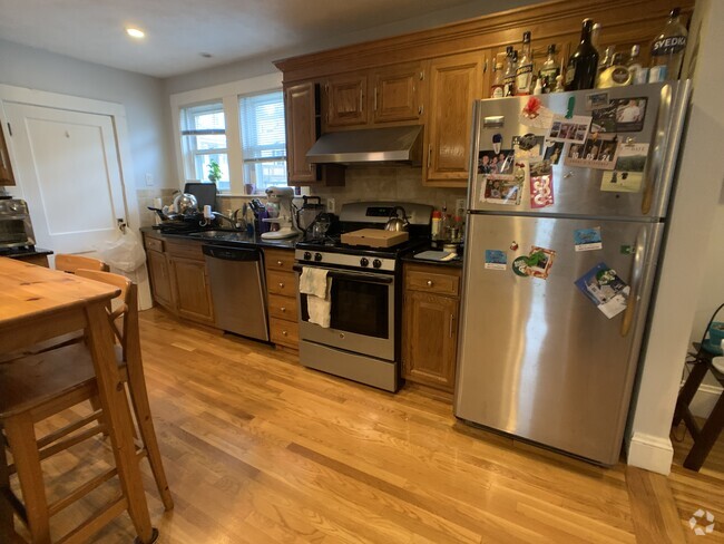 Building Photo - 118 Nonantum St Unit 118 Rental