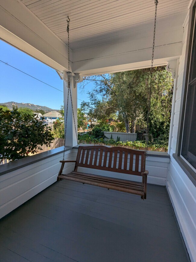 Photo - 405 N Cloverdale Blvd