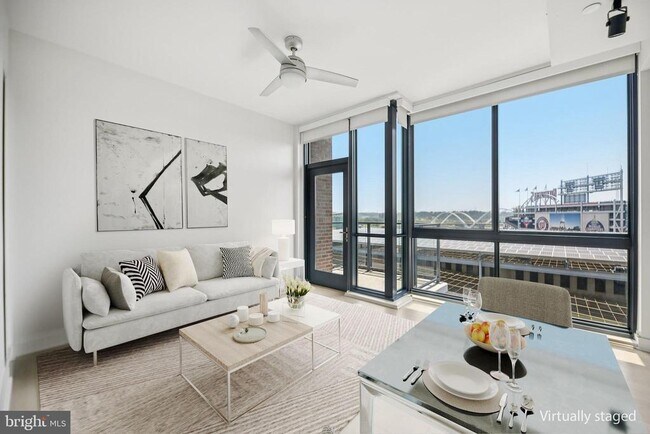 Photo - 70 N St SE Unit N811