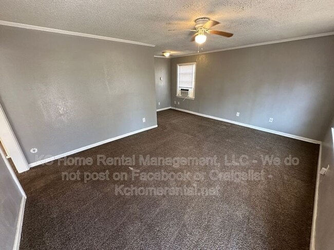 Photo - 8044 Wabash Ave