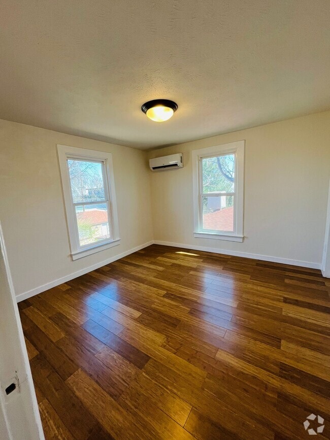 Building Photo - 4727 West 33rd Avenue Unit A - 2nd Floor Rental