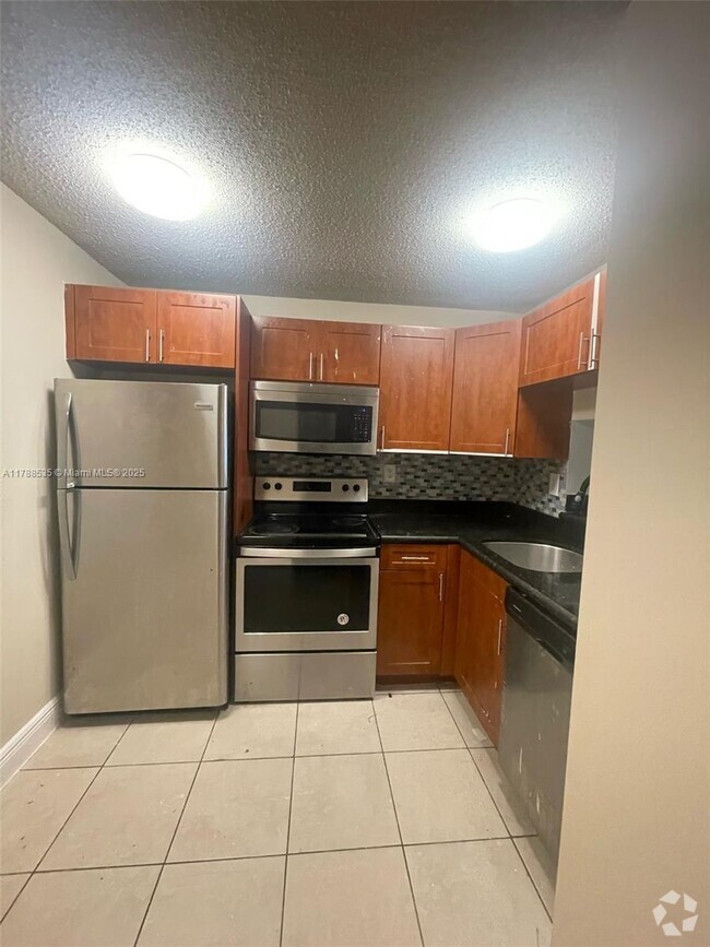 Building Photo - 486 NW 165th St Unit B-108 Rental
