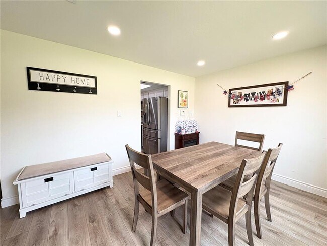Photo - 1404 Cedar Park Dr