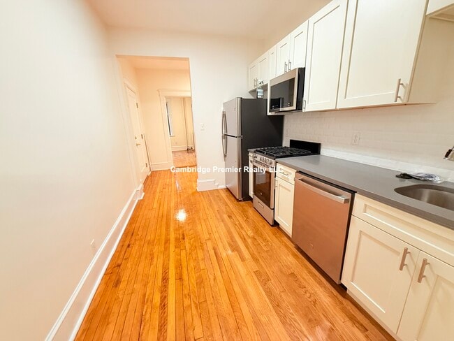 Photo - 22 Brainerd Rd Unidad 1