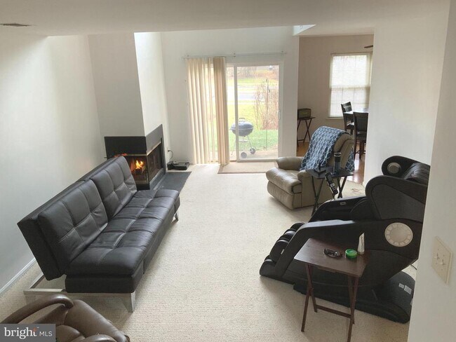 Photo - 30 Chicopee Dr