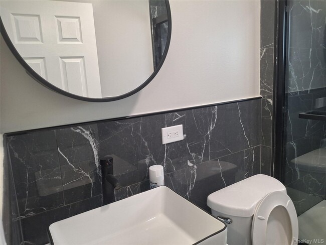 Photo - 194-14 115th Rd