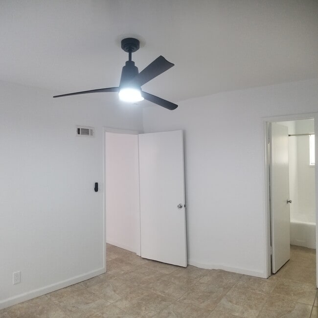 dormitorio - 823 San Fernando Pl Unidad B