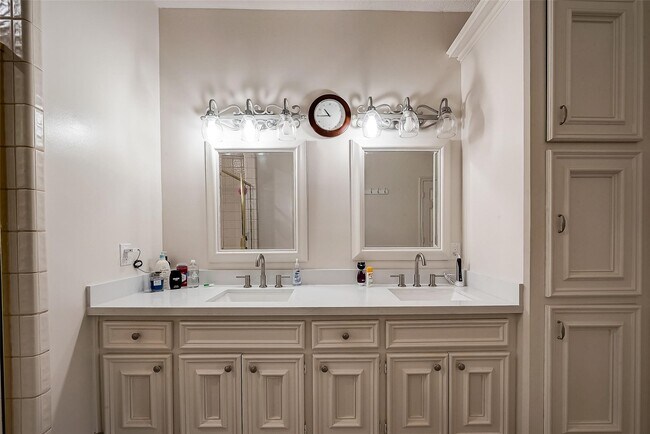 Photo - 17102 Misty Creek Dr