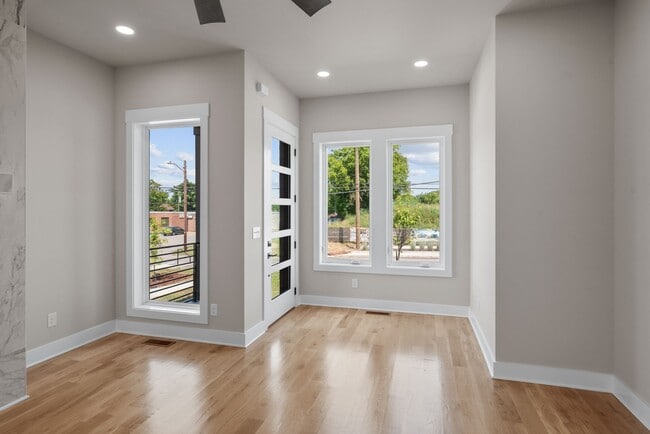 Photo - 2523 W Heiman St