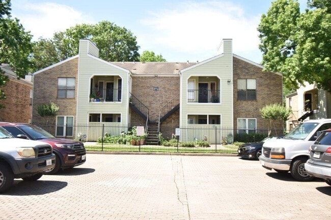 Photo - 6602 Harbor Town Dr Condo Unit 605