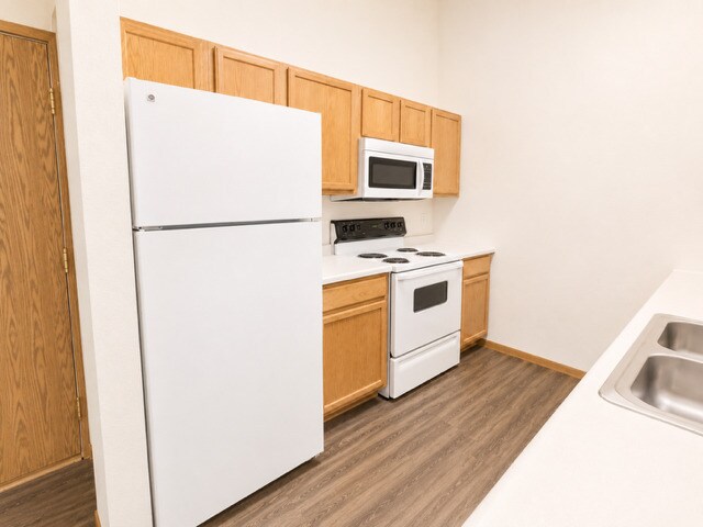2 Bed 2 Bath