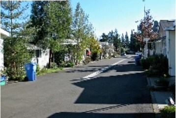 Photo - Blue Spruce Mobile Home Lodge
