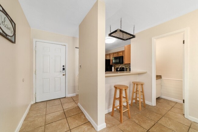 Photo - Haystacks Condo