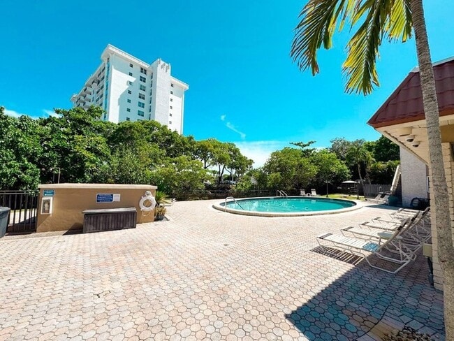 Photo - 12 NE 19th Ct Unit 204A