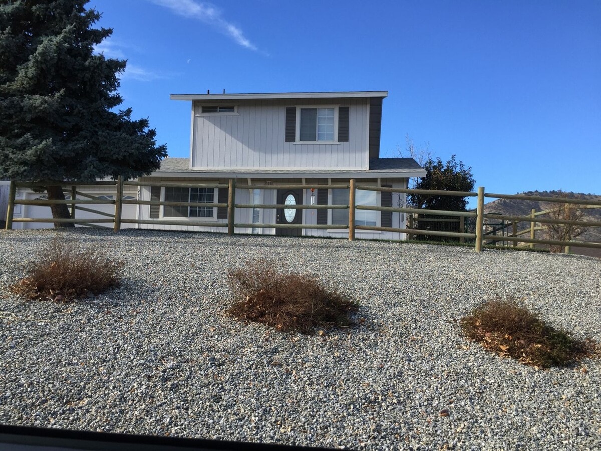 Photo - Charming 3 Bedroom in West Golden Hills