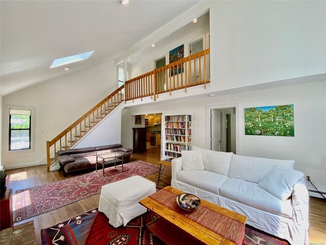 Photo - 98 Hands Creek Rd