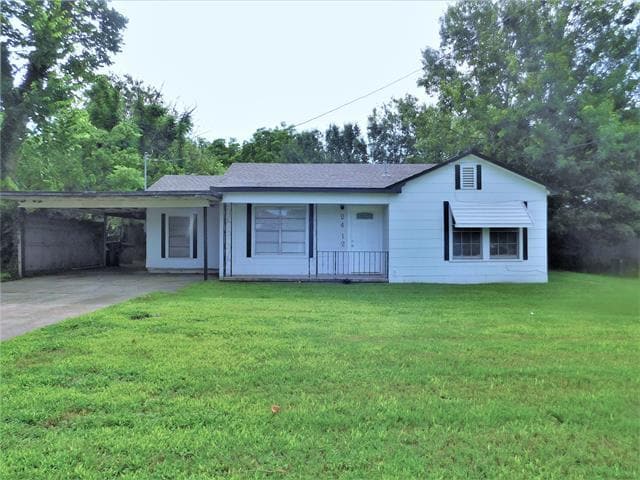 Building Photo - 2412 N Carroll Blvd