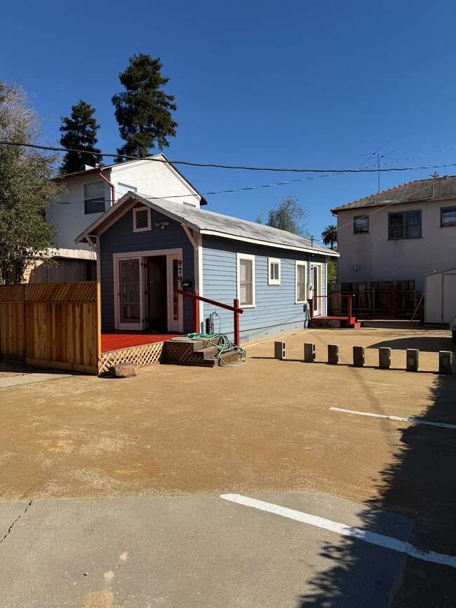 Building Photo - Pismo, 977-979 Unit 979