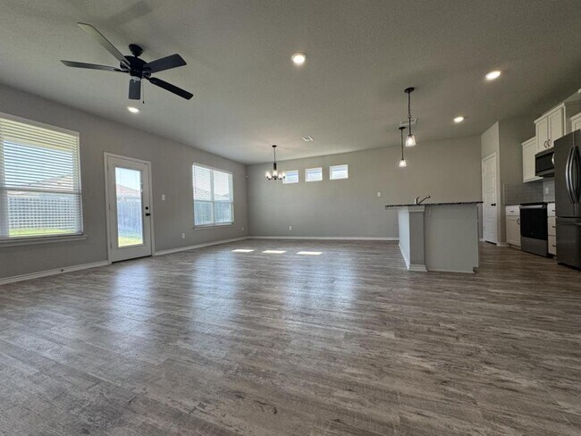 Photo - 7612 McCulloch Rd