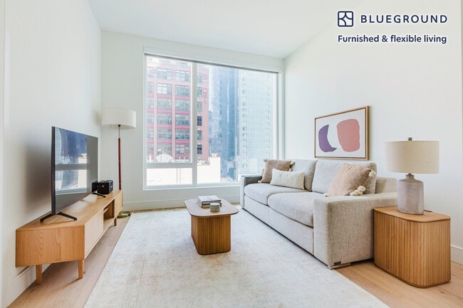 Building Photo - 312 W 43rd St Rental
