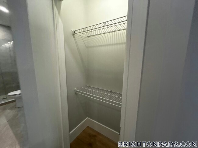 124 Kenrick St Unit 5