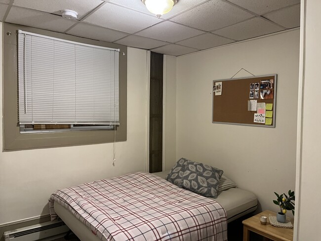 Photo - 208 W Main St Unit 1