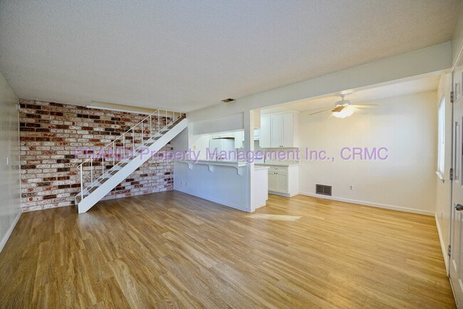 Photo - 24 Lassen Ln