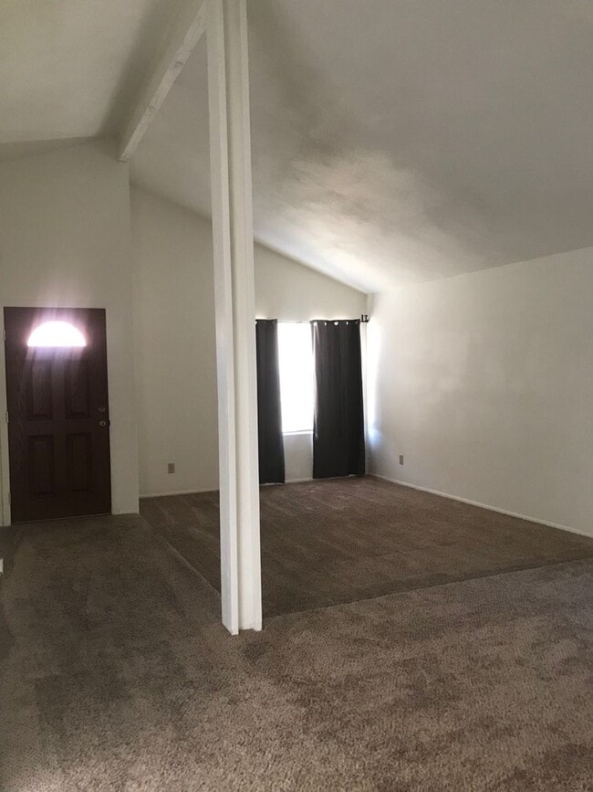 Photo - Beautiful 55+ Ahwatukee neighborhood spaci...