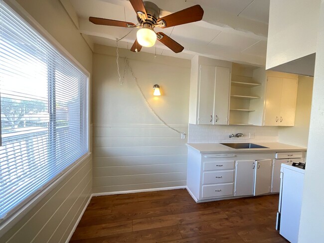 Photo - Acacia203-209 Unidad 205 1/2