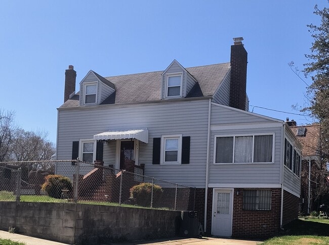 Building Photo - 6014 43rd St