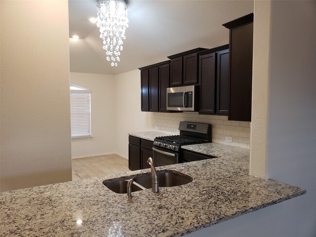 601 Saguaro Dr
