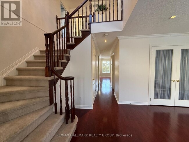 Photo - 2 Kentsdale Dr