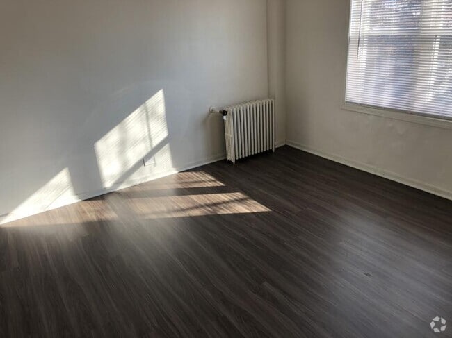 Building Photo - 1 bedroom in Chicago IL 60626 Unit 501 Rental