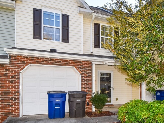 Building Photo - 33 Scott Hollow Dr