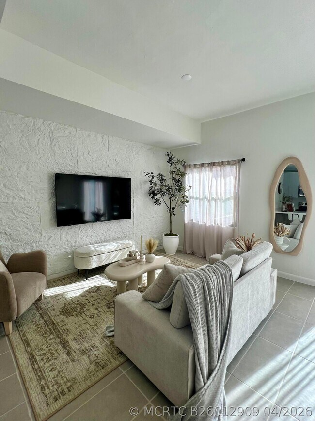 Photo - 2526 Pierce St
