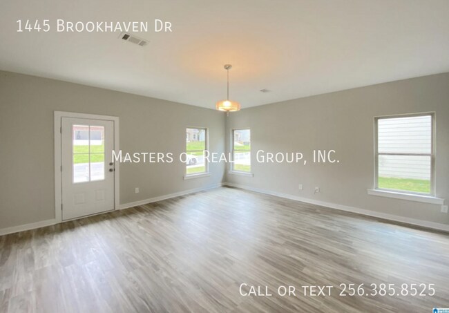 Photo - 1445 Brookhaven Dr