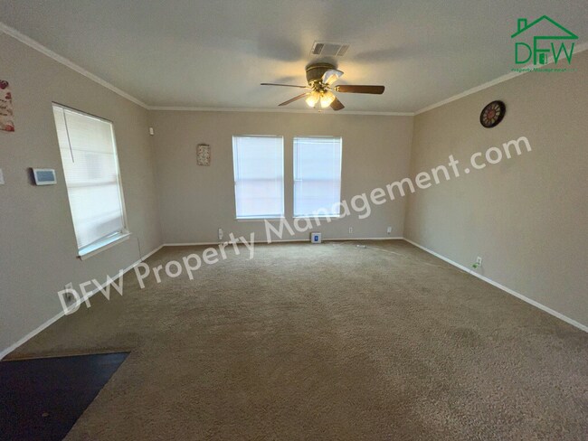 Photo - 2511 Kavasar Dr