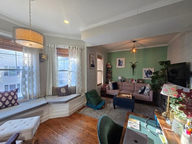 Photo - 306 Maverick St Unit 2