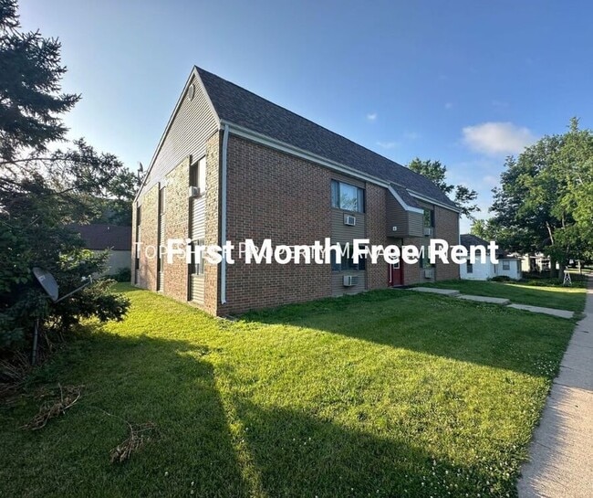 Building Photo - 103 S Grant-7 Unit 7