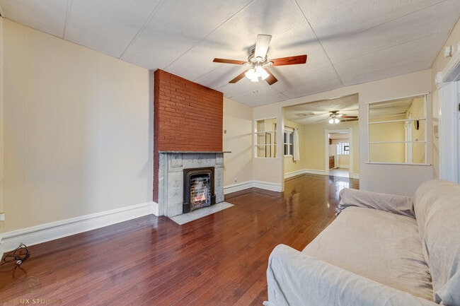 Photo - 1012 S Oakley Blvd Unit 2