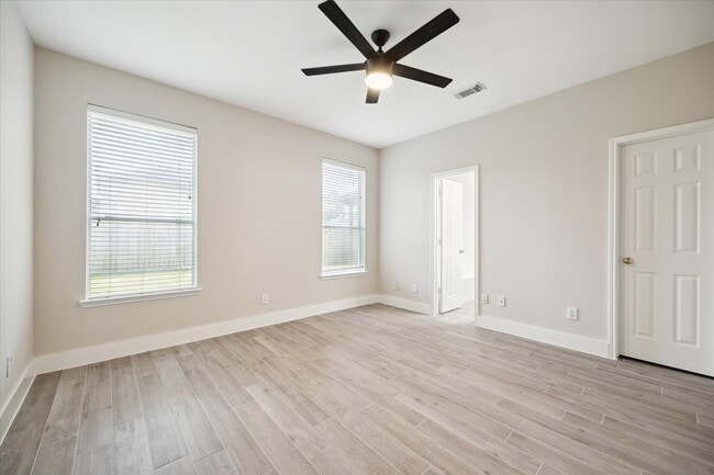 Photo - 22035 Holly Branch Dr
